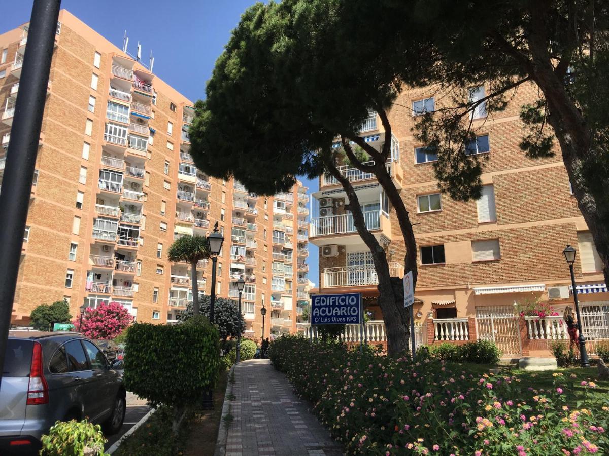 Piso en Alquiler en Benalmádena Costa Exterior foto